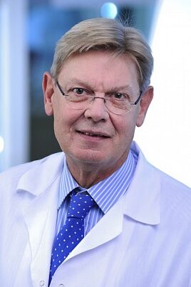 Doctor Phlebologist Raphael